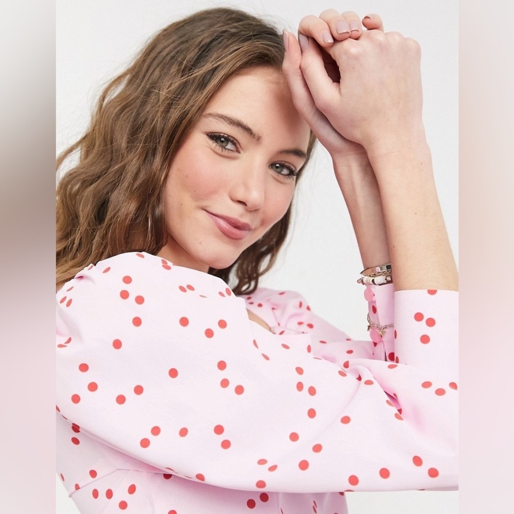 Miss Selfridge SQUARE NECK TOP WITH PUFF SLEEVES IN RED POLKA DOT-PINK, SZ 8 EUC - Picture 3 of 11